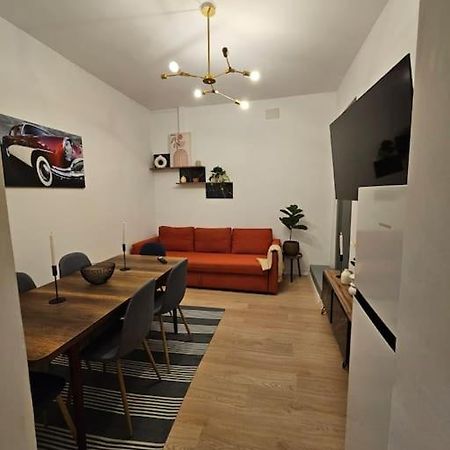 Heart Of City Center 4Br 2Bath 10 Pers Бухарест Экстерьер фото