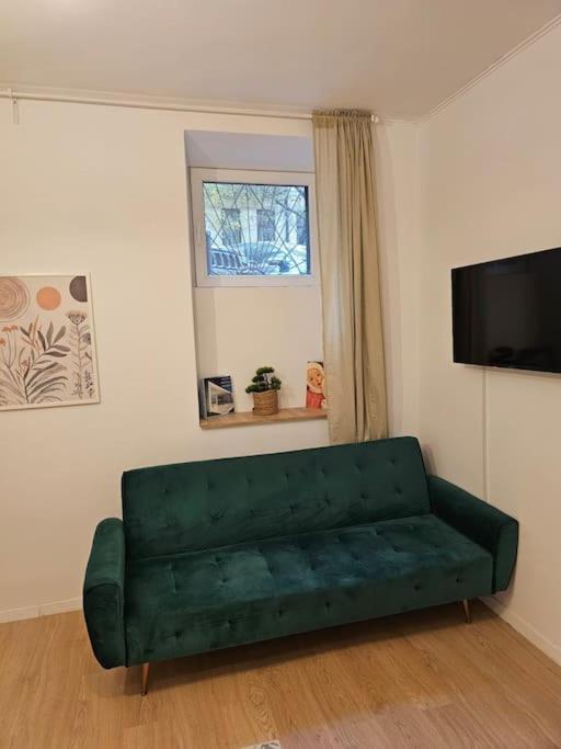 Heart Of City Center 4Br 2Bath 10 Pers Бухарест Экстерьер фото