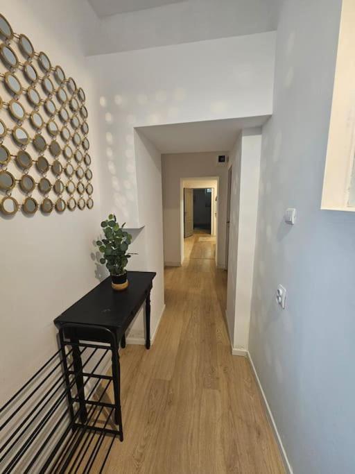 Heart Of City Center 4Br 2Bath 10 Pers Бухарест Экстерьер фото